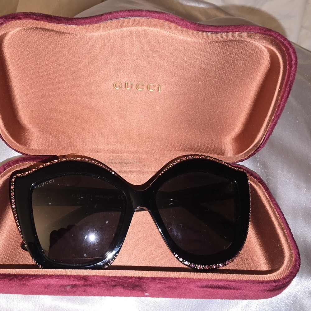 AUTHENTIC Gucci Crystal Cat Eye GG0118S - Picture 2 of 5